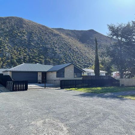 Kurow House On Bledisloe - A2O Cycle Trail Oasis. Villa Bagian luar foto